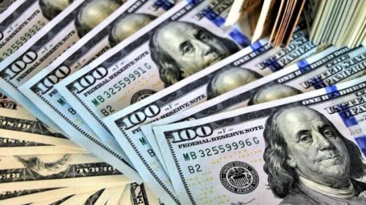أعلى أسعار الصرف المرتبطة بالدولار الأمريكي